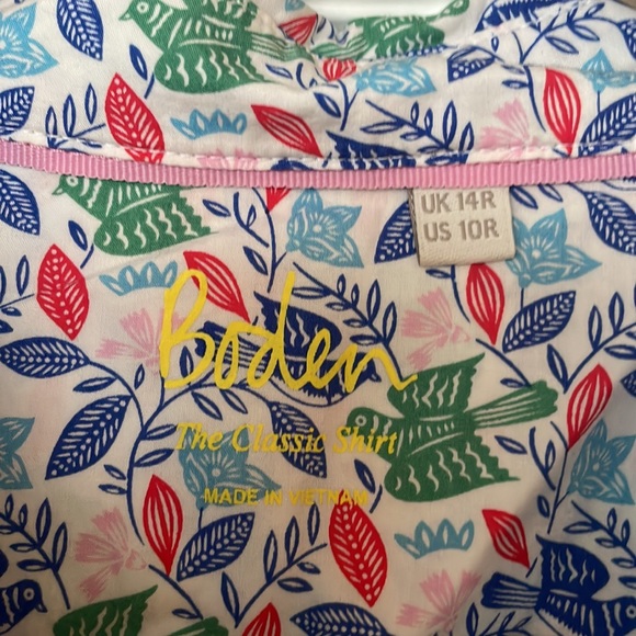 Floral and bird print Boden button down shirt - Picture 2 of 6